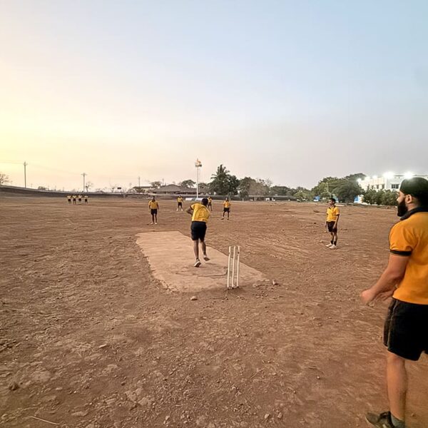 Sports 06 600x600